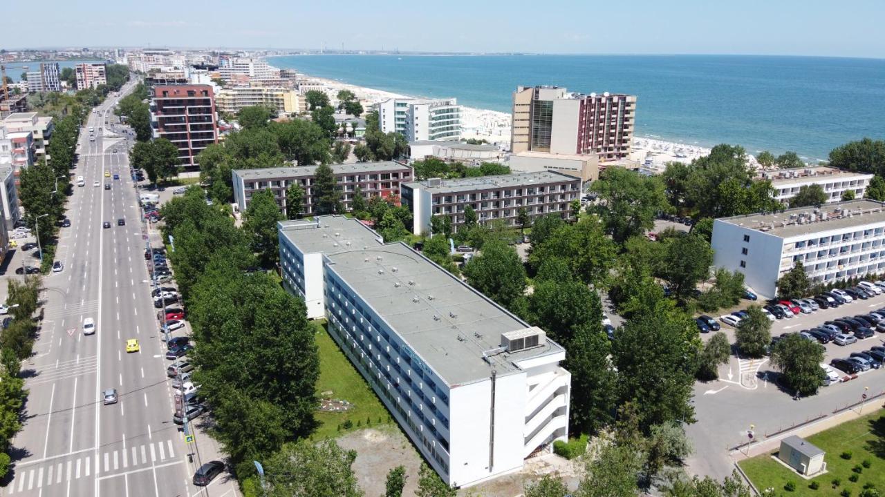 Moonlight Mamaia Apartments Luaran gambar