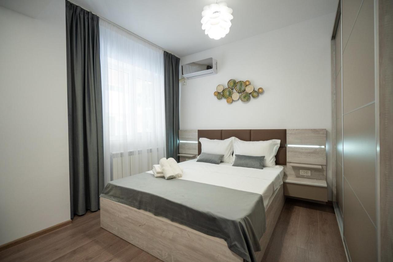 Moonlight Mamaia Apartments Luaran gambar