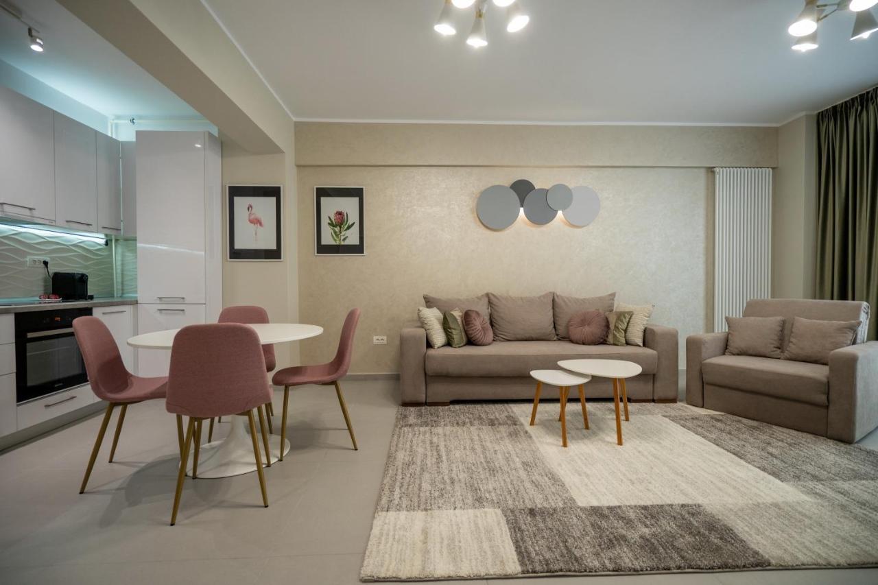 Moonlight Mamaia Apartments Luaran gambar