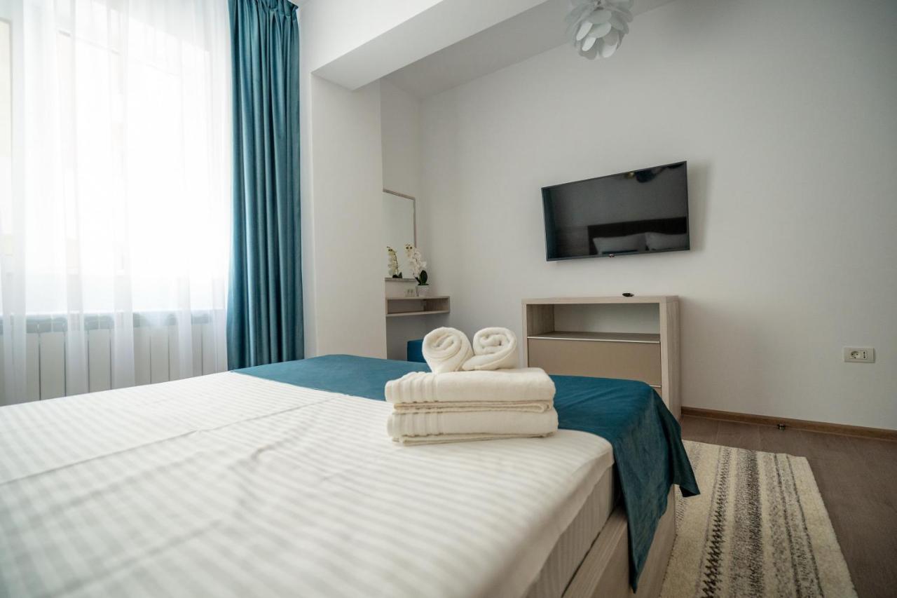 Moonlight Mamaia Apartments Luaran gambar