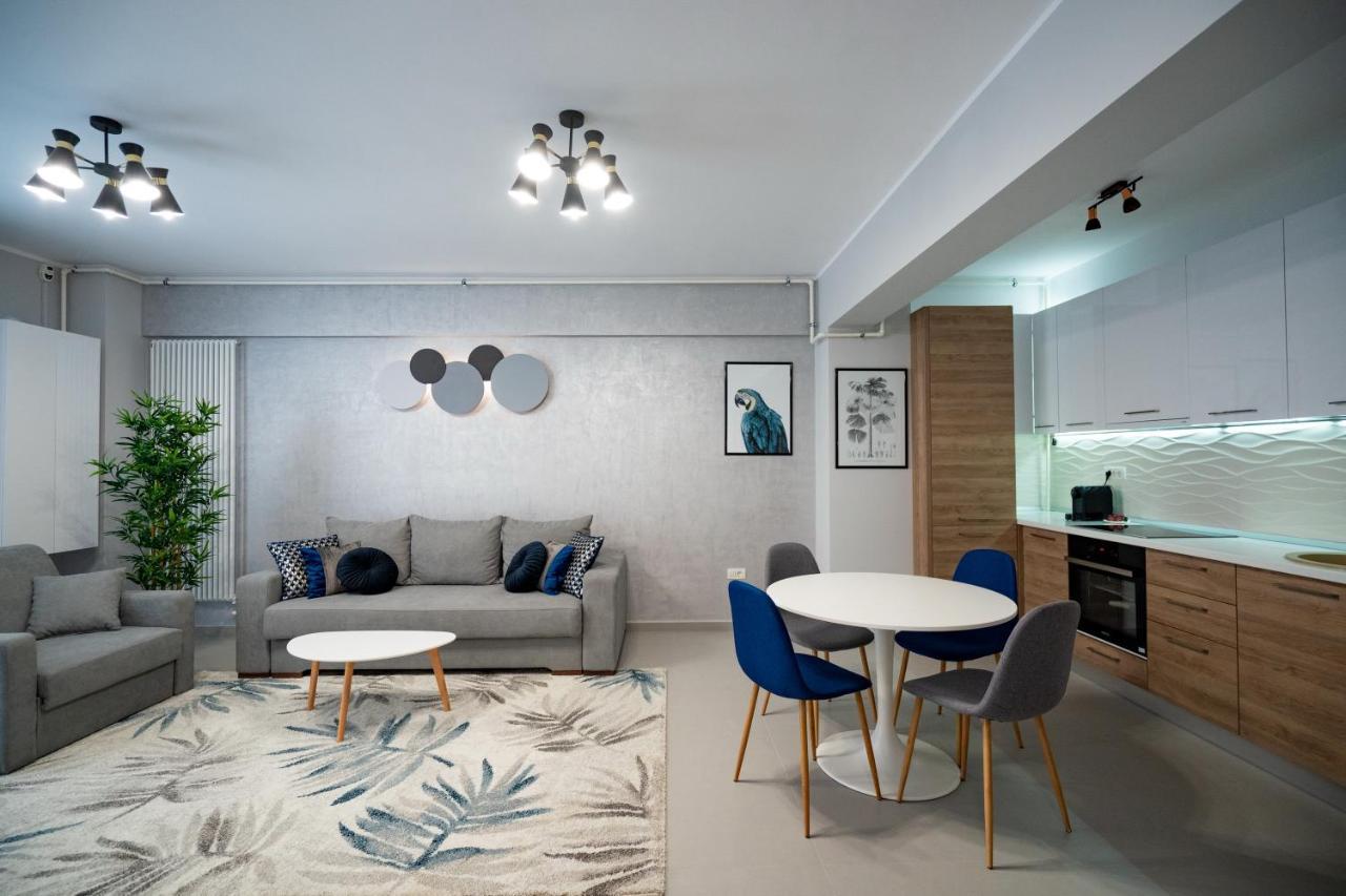 Moonlight Mamaia Apartments Luaran gambar