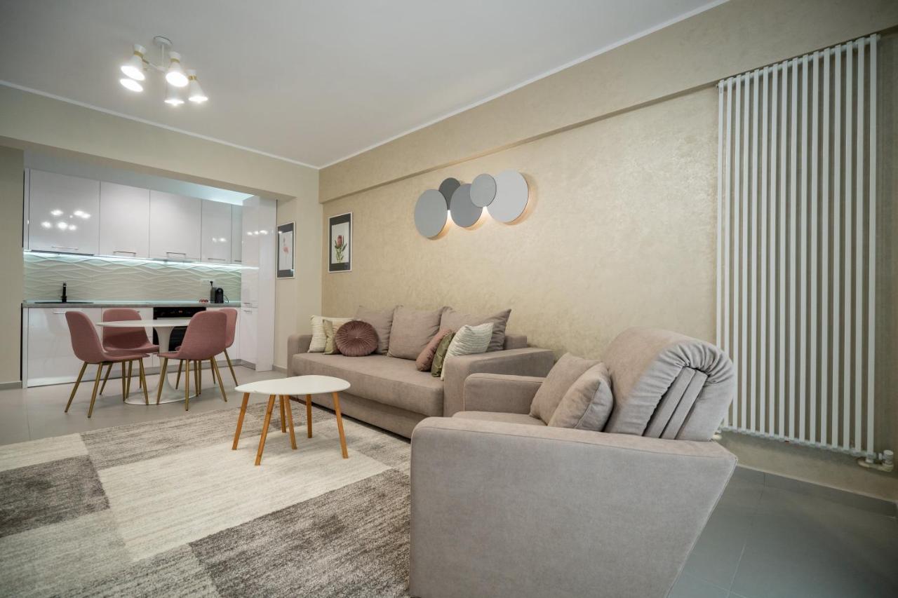 Moonlight Mamaia Apartments Luaran gambar