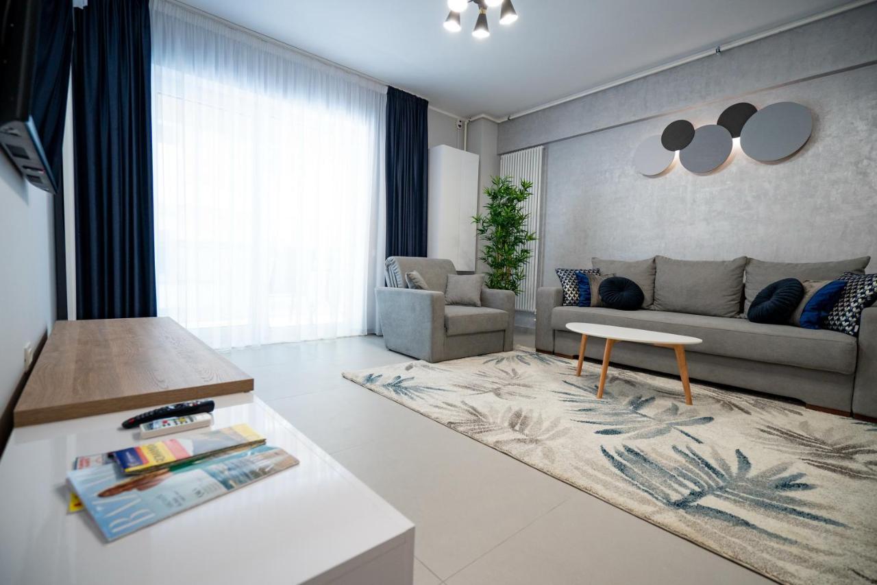 Moonlight Mamaia Apartments Luaran gambar