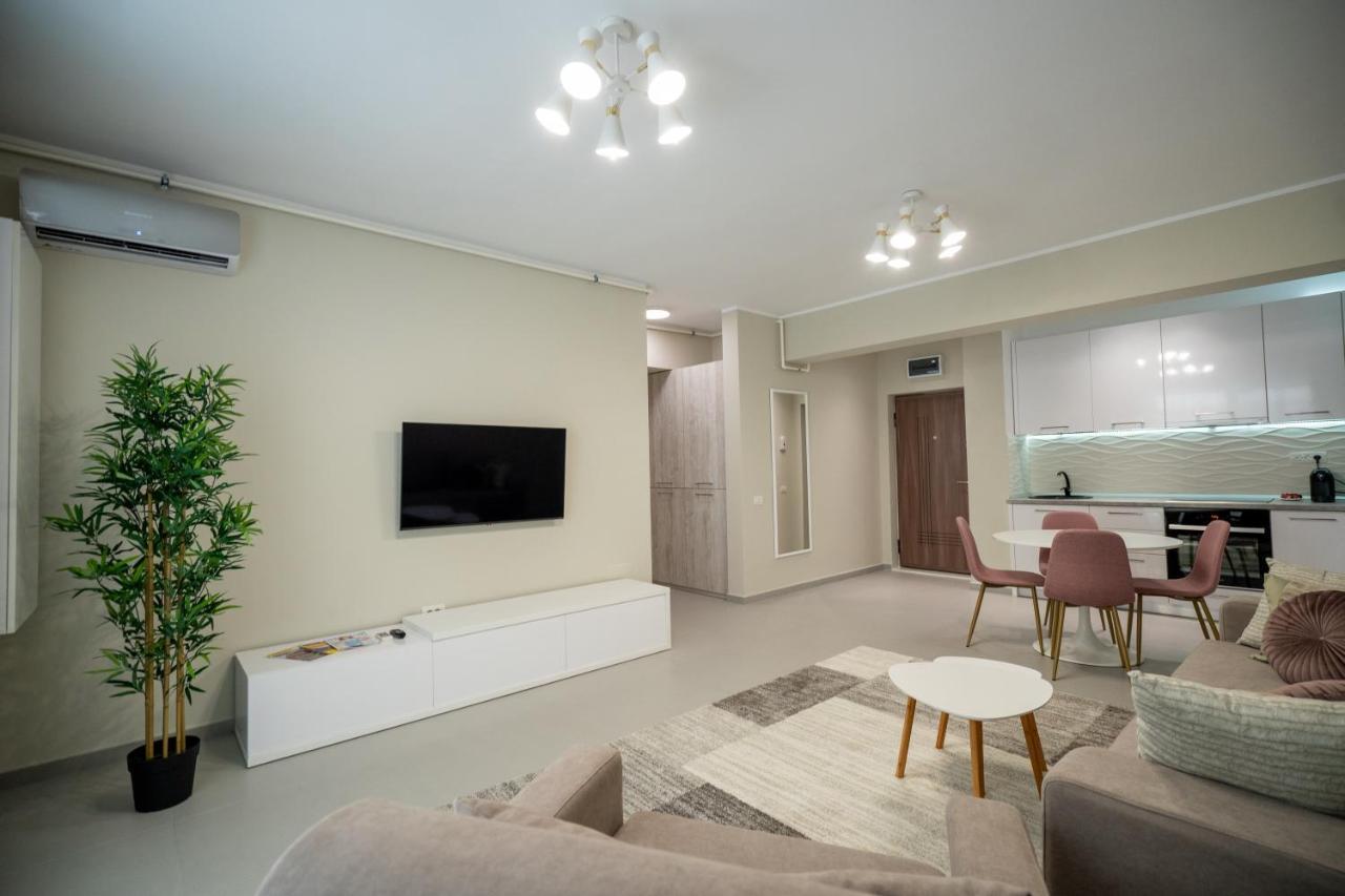 Moonlight Mamaia Apartments Luaran gambar
